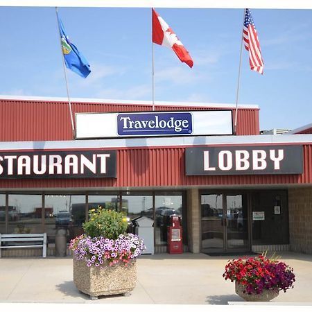 Travelodge Hanna Canada Grey エクステリア 写真