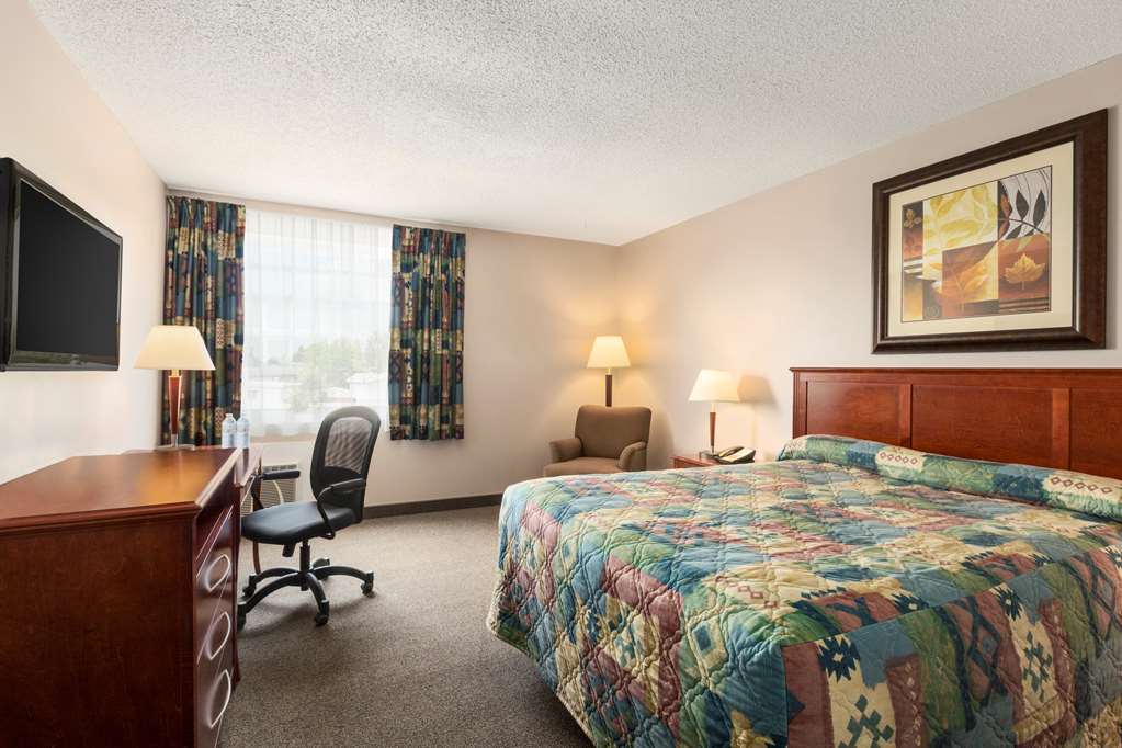 Travelodge Hanna Canada Grey 部屋 写真