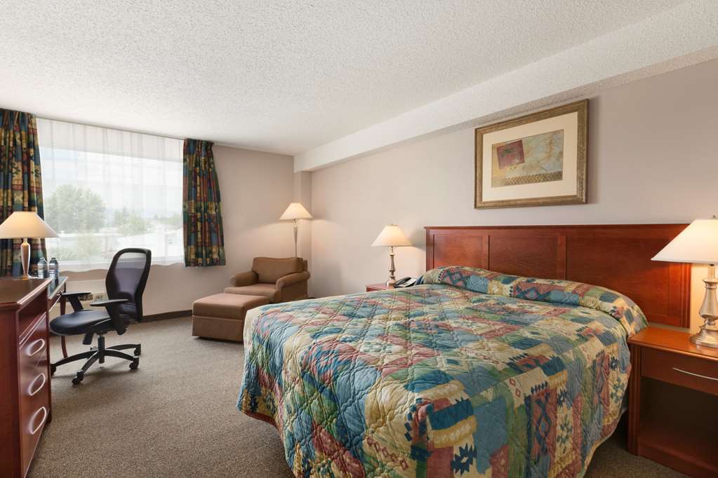 Travelodge Hanna Canada Grey 部屋 写真